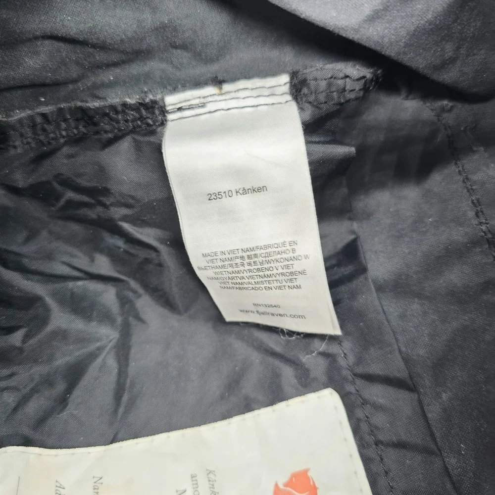 Fjällräven has wear